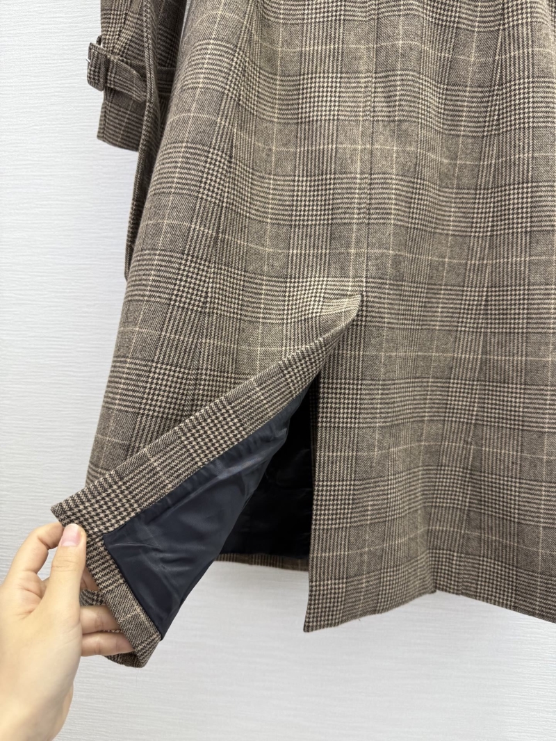 chr1st1an D10r outwear